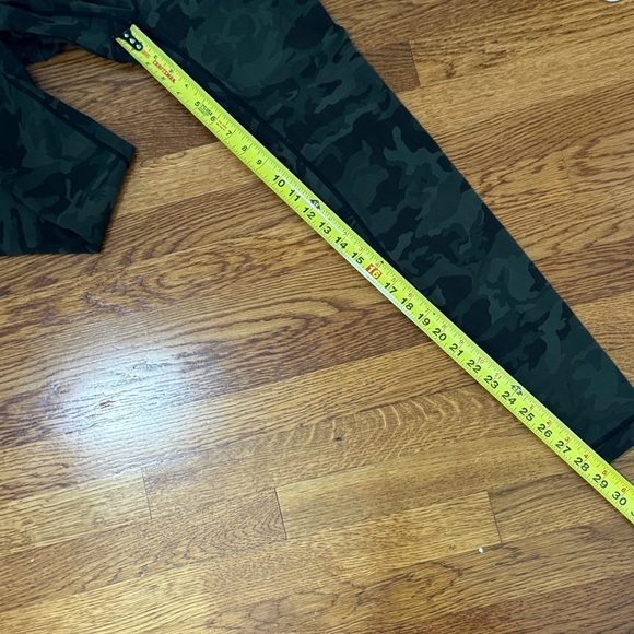 Lululemon Wunder Under High-Rise Tight 28" Incognito Camo Multi Gator Green 4 - Picture 9 of 11
